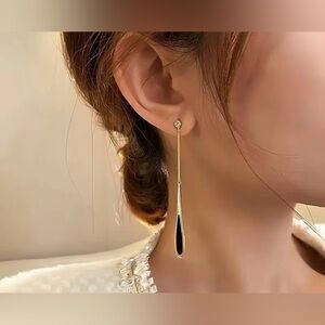 NWT Fringed Stud Teardrop Earrings | Gold/Black